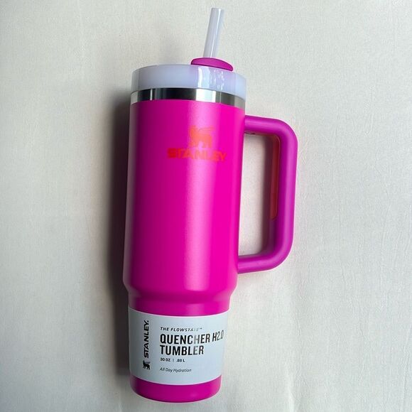 Stanley Pink Quencher H2.0 FlowState Stainless Steel 30 OZ - Picture 4 of 15